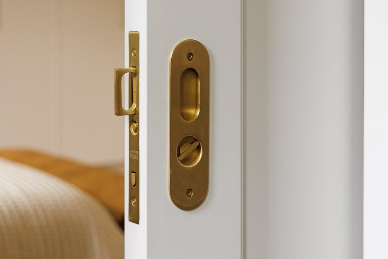 Narrow Oval Pocket Door Mortise Lock | Emtek